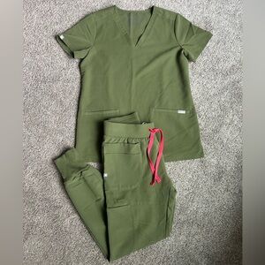 Figs Olive Green Jogger Scrub Set XS